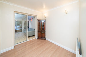 DINING ROOM- click for photo gallery